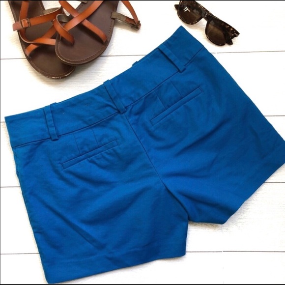 ANN TAYLOR Factory Signature Royal Blue Flat Front Mid Rise Trouser Shor… - Picture 2 of 6